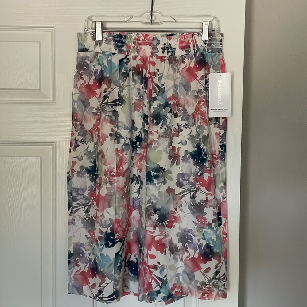 Athleta Savannah Bermuda Short - Picture 6 of 15